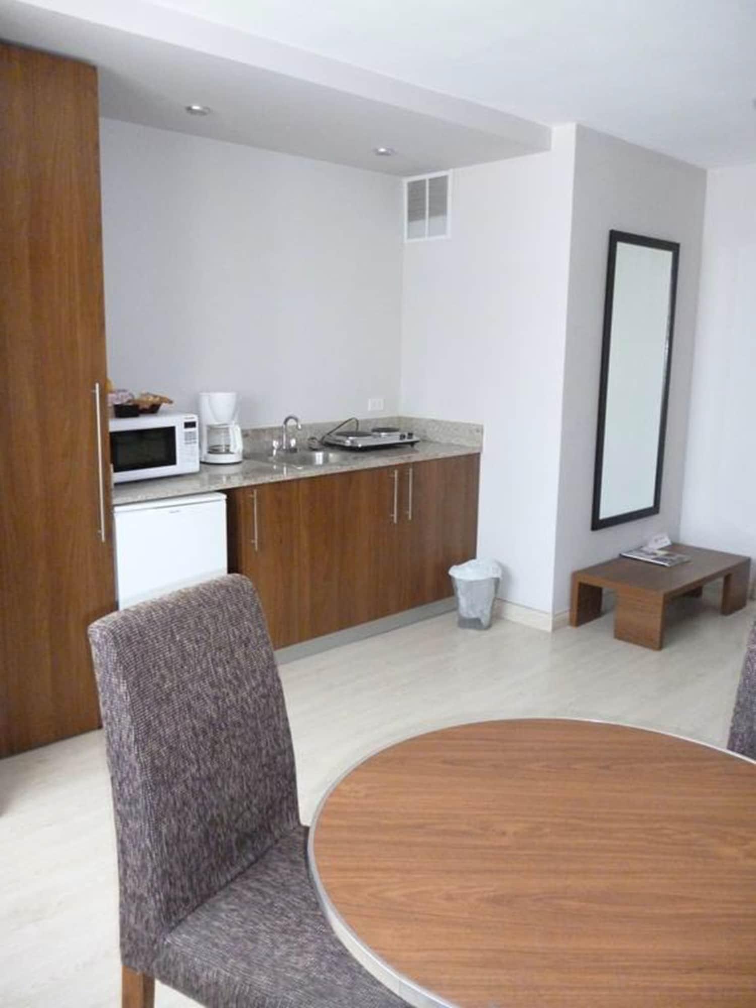 Hotel Tower House Suites Panama City Eksteriør billede